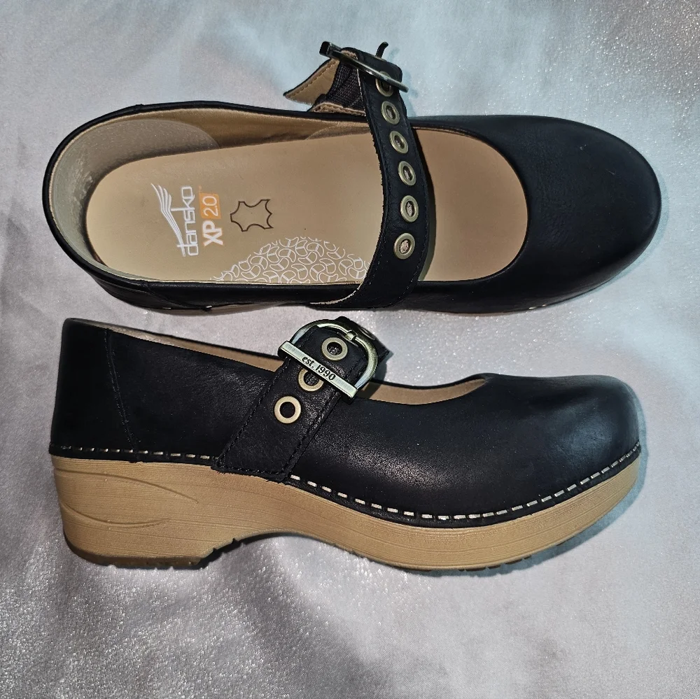 Dansko Women's XP 2.0 Mary Jane Clog in Black Sz EU36/US5.5-6 - Picture 9 of 12